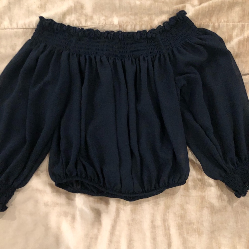 Off the shoulder crop top blouse
